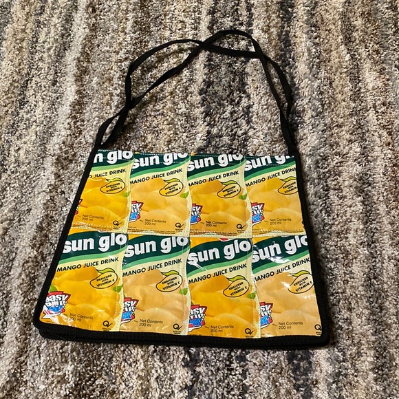 Sun Glo Mango Juice Bag - Picture 1 of 9